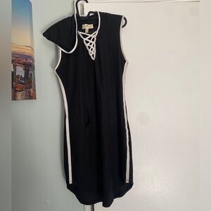 ❤️❤️ Derek Heart Black Lace Deep V Dress